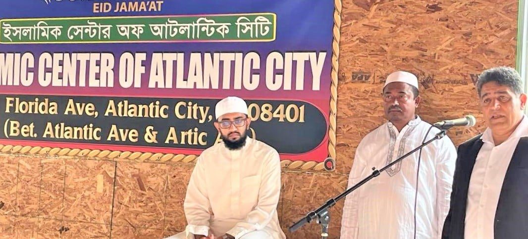 Three Muslims at an event